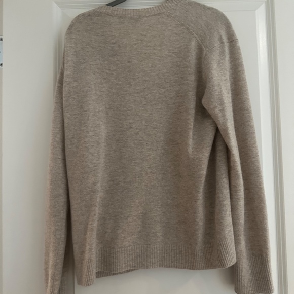 Everlane XS Oatmeal The Classic V in Cashmere - Picture 3 of 4